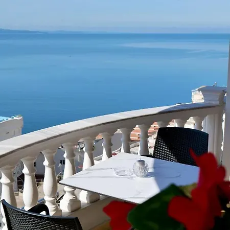 Πανσιόν Osmani 3*
